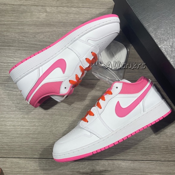 Air Jordan 1 Low Pink Orange White GS - Picture 8 of 9
